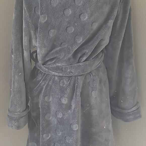 Betsey Johnson Plush Robe - Picture 3 of 3